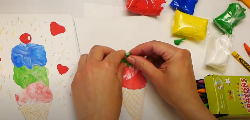 Triple Scoop Toddler Art Box (Specialty)